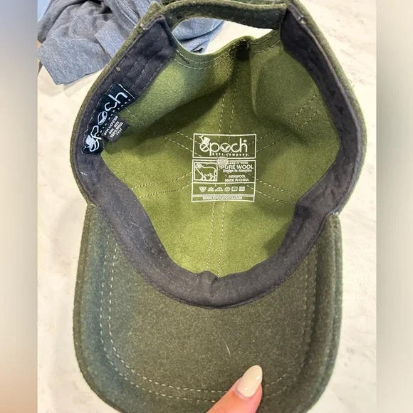 KANGOL 100% Wool Adjustable Hat two toned green - Picture 3 of 6